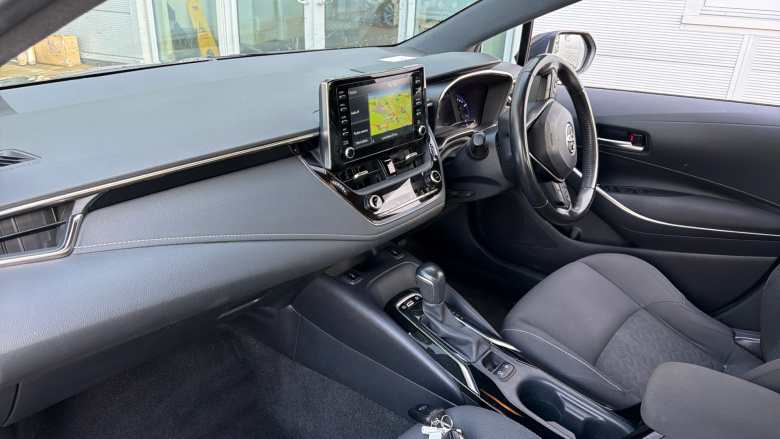 Toyota Corolla 1.8 VVT-i Hybrid Icon Tech 5dr CVT Hybrid Hatchback